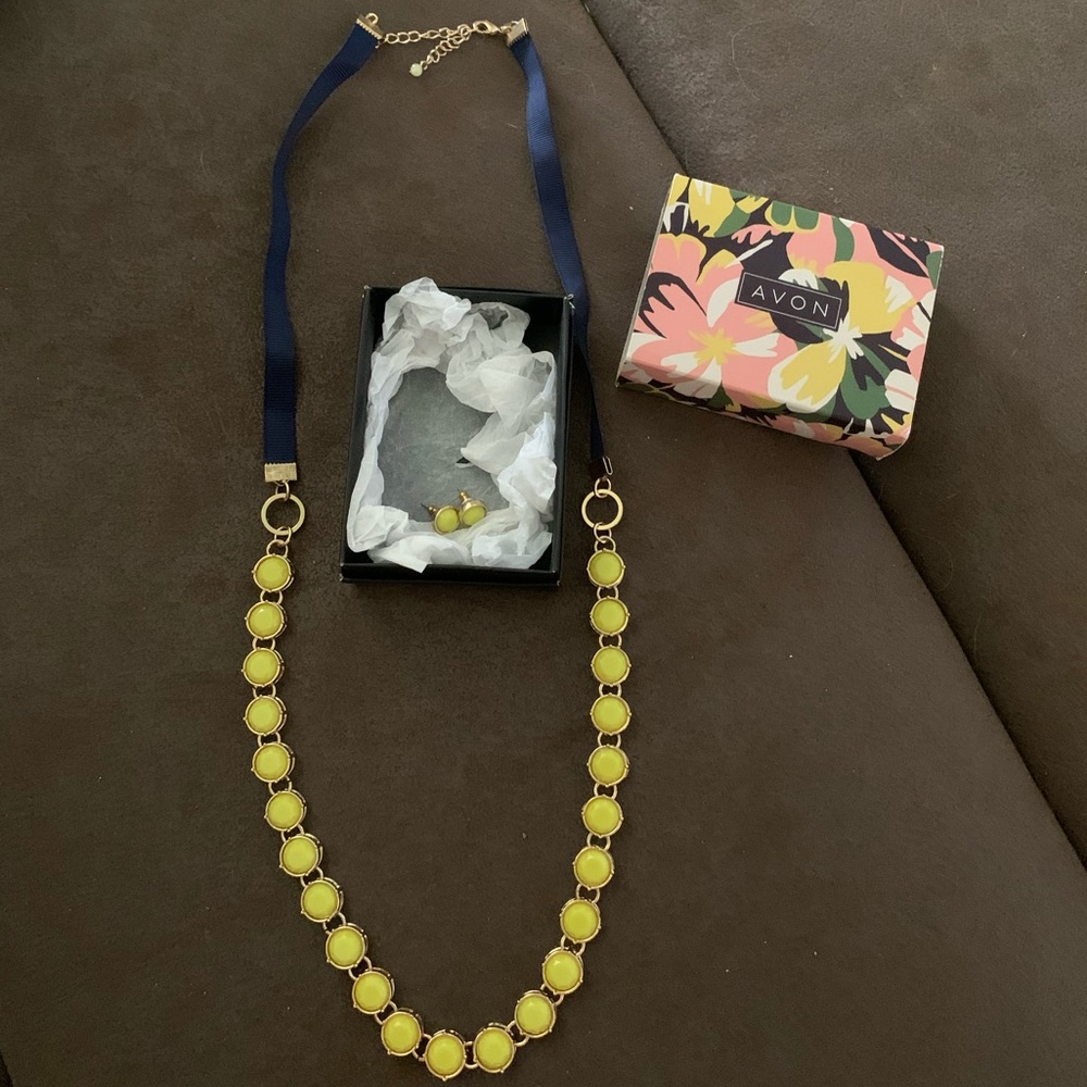 Yellow necklace and earrings